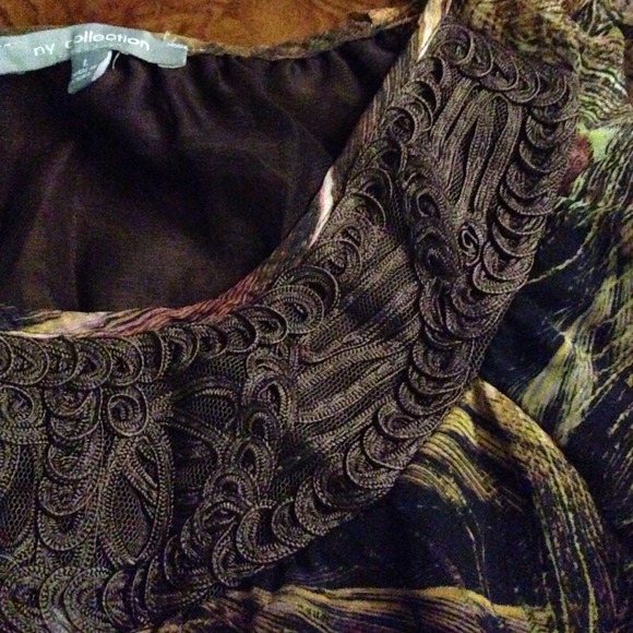 Blouse - Picture 3 of 3