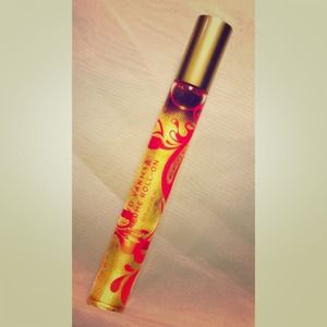 Pacifica island vanilla roll-on perfume