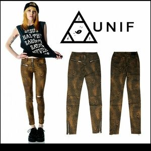 UNIF Leopard Print Iggy Pant Size 26