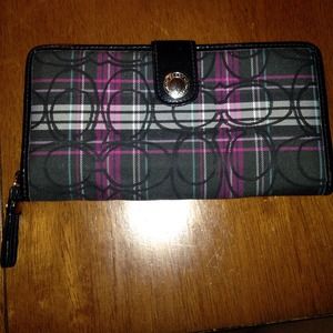 Authentic never used Coach wallet