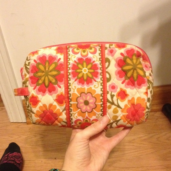 Vera Bradley Medium Cosmetic in Folkloric