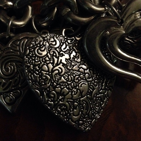 Necklace - Picture 3 of 4