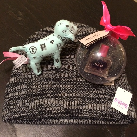 GIVEAWAY - Picture 2 of 4