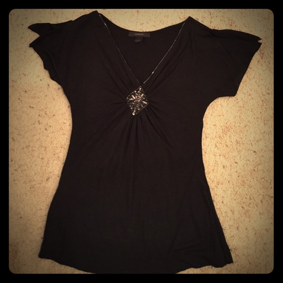 Sequined embellished tee