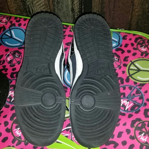 New nike dunks - Picture 3 of 3