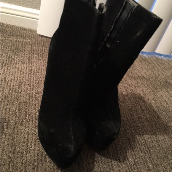 SOLD‼️Ankle boots (Black suede) - Picture 2 of 4