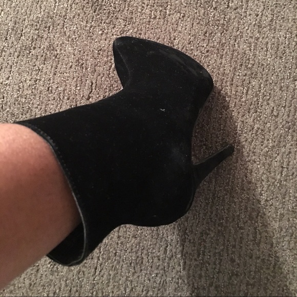 SOLD‼️Ankle boots (Black suede) - Picture 3 of 4