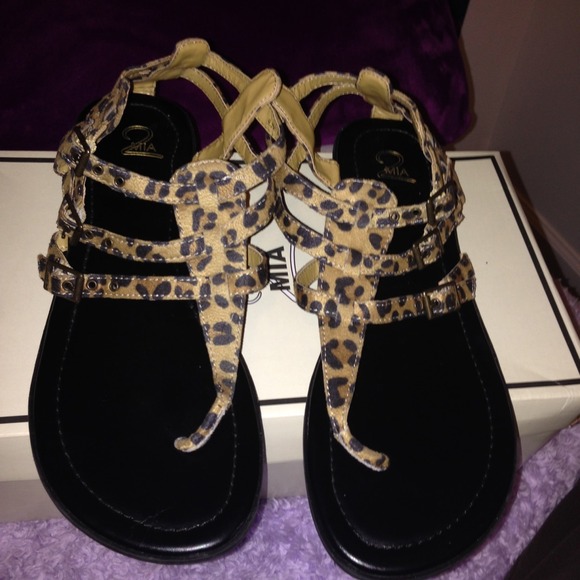 HYRAM LEOPARD PRINT SANDELS! WORN 1x ONLY! - Picture 2 of 4