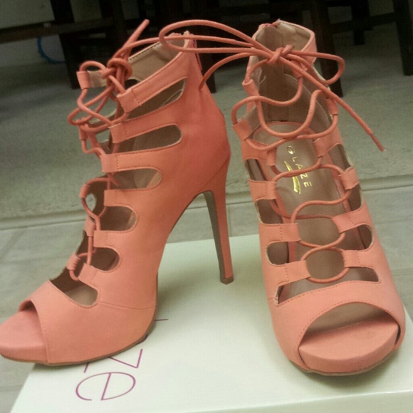 glaze Shoes - Coral lace up heels