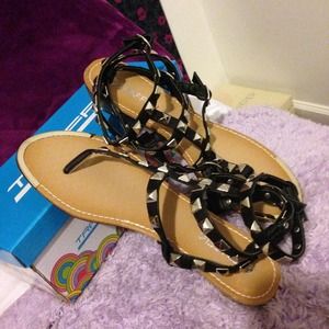 TRAFFIC BLACK STUDDED SANDALS! BRAND NEW!