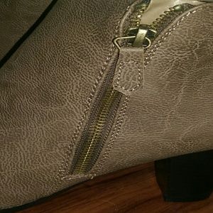 Taupe leather ankle booties