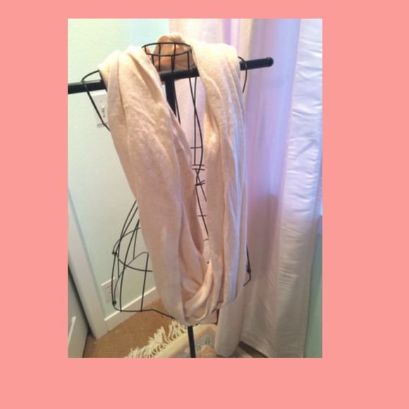 Light pink H&M infinity scarf