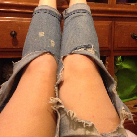 holey jeans 😊 - Picture 2 of 4