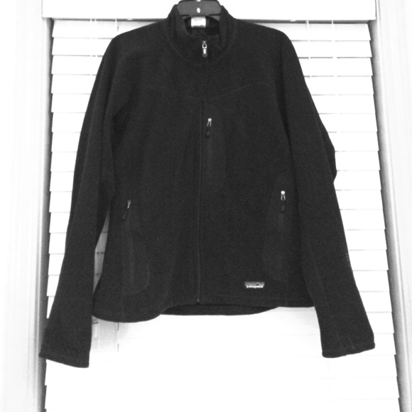 Brand New Ladies Patagonia R1 Fleece Sz. LG