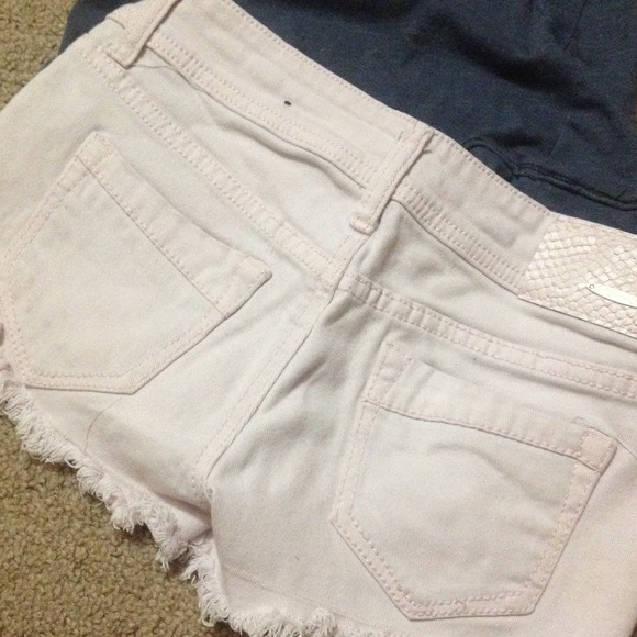 BUNDLE!!!! - Picture 4 of 4