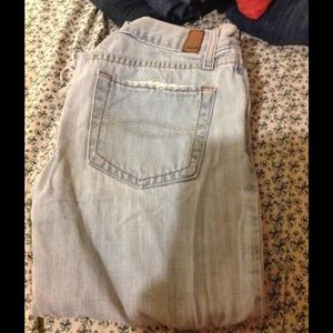 Abercrombie and Fitch capris size 2