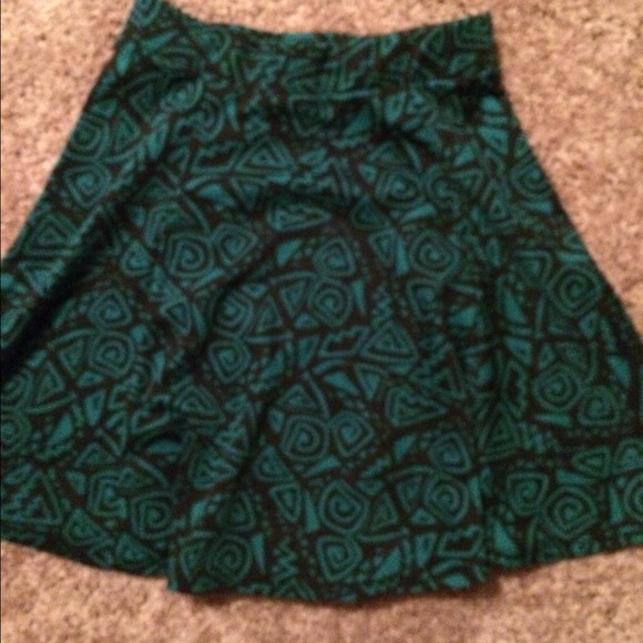 Black and green patterned skater skirt