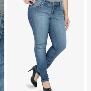 Torrid skinny jeans size 18
