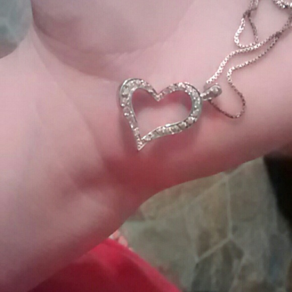 two simple classy necklaces - Picture 3 of 3