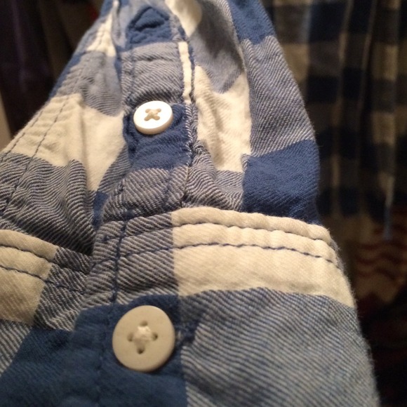 Flannel - Picture 4 of 4