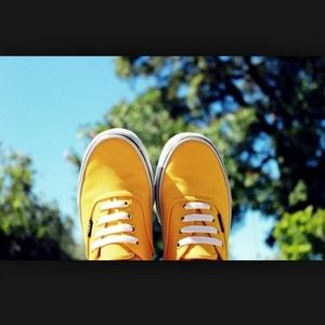 Vans yellow