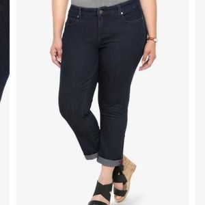Torrid cropped curvy jeans size 18