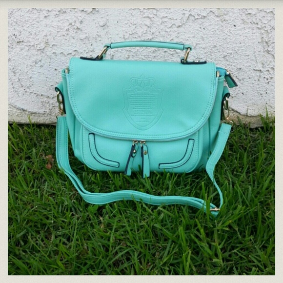 Handbags - { Last 1 } Preppy PU LEATHER BRITISH MESSENGER BAG