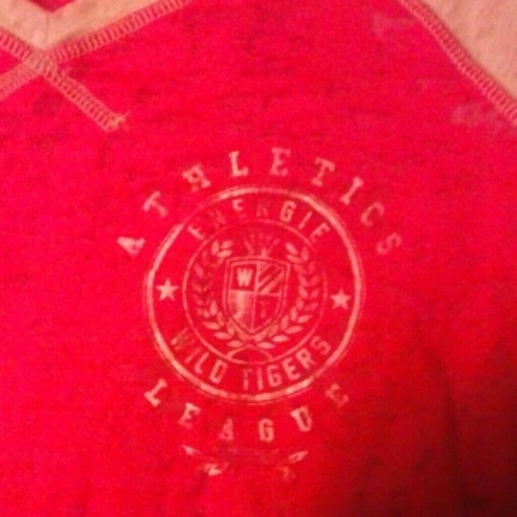 pink and white top - Picture 2 of 3