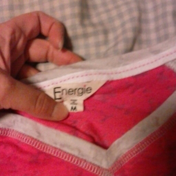 pink and white top - Picture 3 of 3