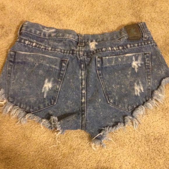 Cheeky denim shorts - Picture 2 of 2