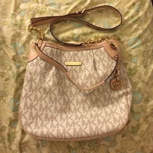 Michael Kors Jet Set Signature PVC Shoulder Bag