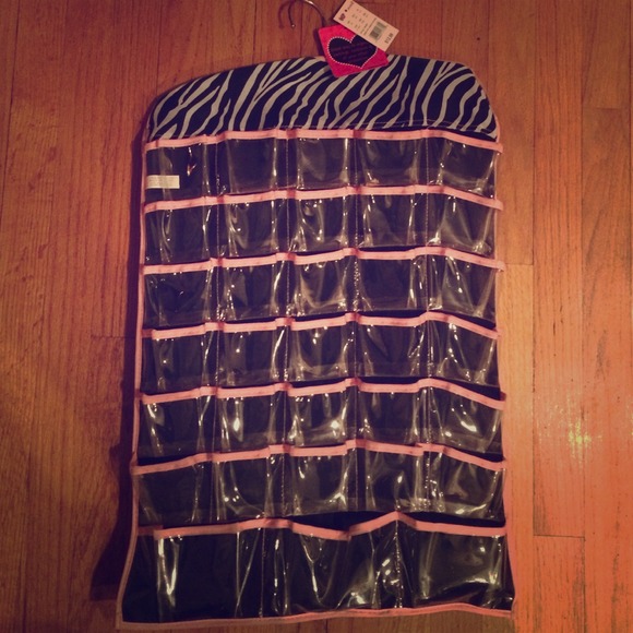 Zebra Print Jewelry Holder! 💍🌹