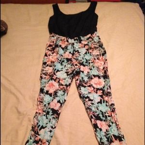 ‼️BUNDLE‼️ outfit, jewelry, and shoes size 6