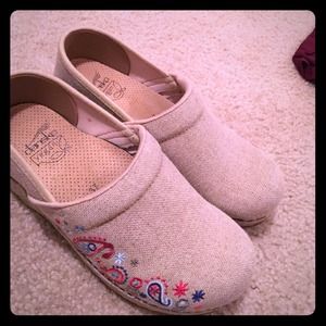 Canvas Danskos! Sz 37