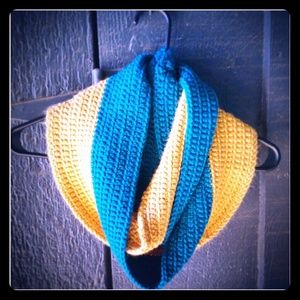 Two-tone handmade crochet infinity scarf
