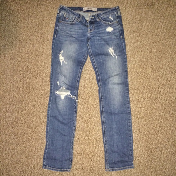 Hollister Medium wash destroyed skinny jeans - Picture 3 of 3