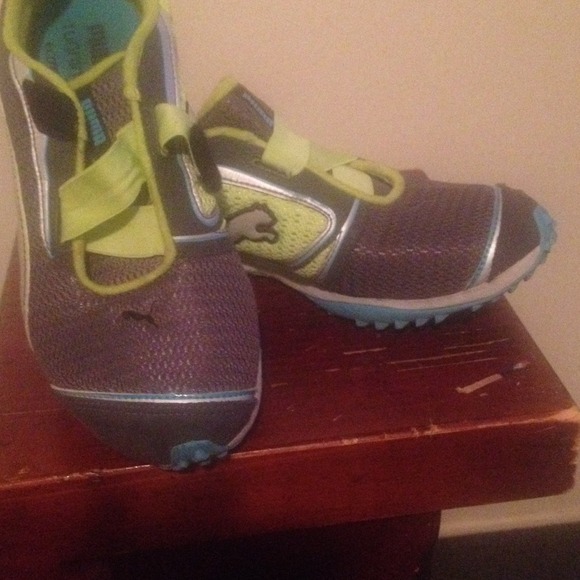 Puma running sneakers