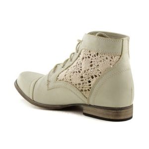 Shi ankle boots size 7.5