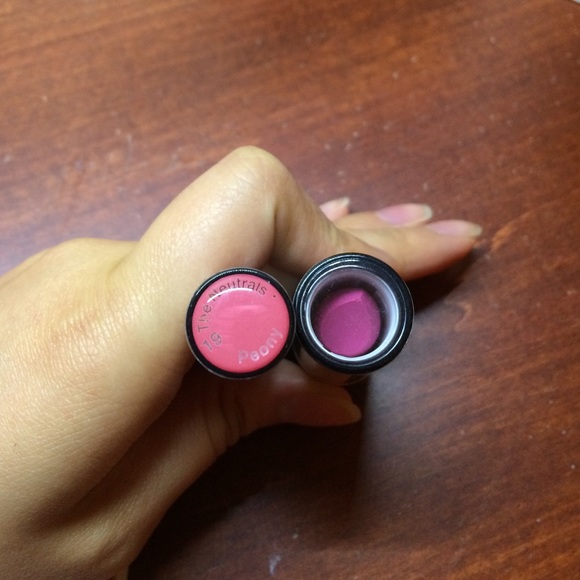 The love for lips! Pick the one! - Picture 4 of 4