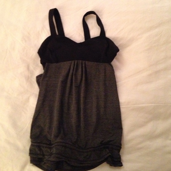 Lululemon Tank Size 6