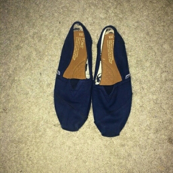 Navy blue Toms