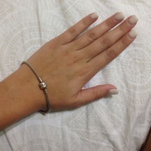 Pandora bracelet with charms!