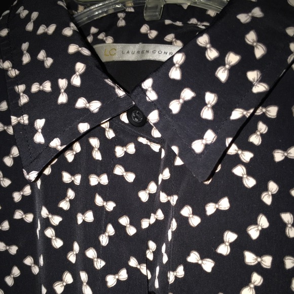 Lauren Conrad 🎀 button up