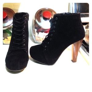 Charlotte Russe booties in black suede
