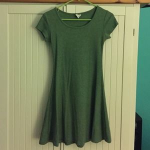 Green cotton tshirt skater holiday dress🎀