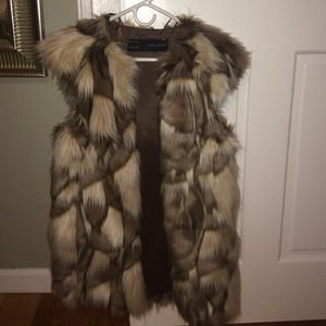 Zara faux fur vest
