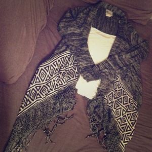 Billabong Flowy Fringe Cardigan