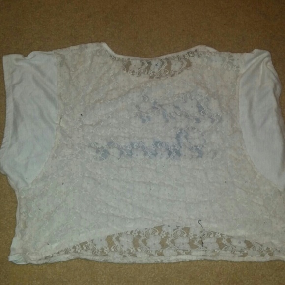 Crop.top - Picture 2 of 2