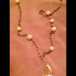 PEARL & CRYSTAL PENDANT NECKLACE