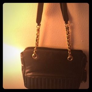 Beautiful giani bernini quilted leather handbag